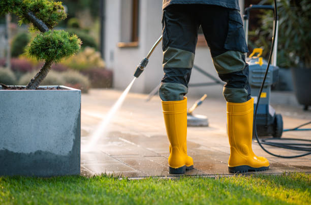 Garage Pressure Washing in Salamatof, AK